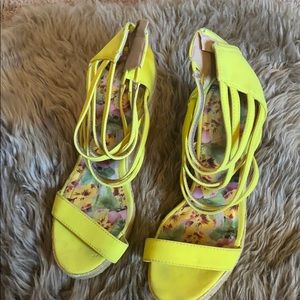 Charlotte Russe Wedge